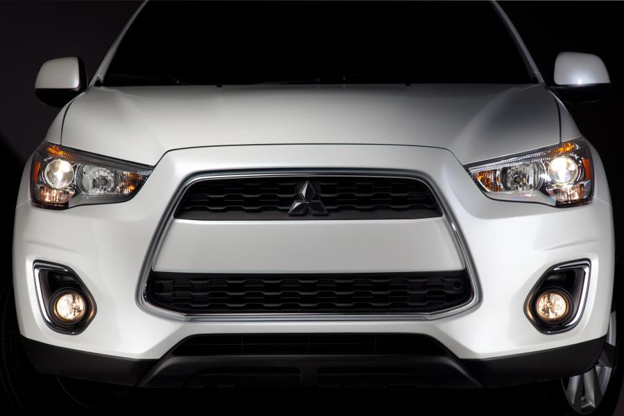  Mitsubishi Outlander Sport 2013 года  (фото 9 из 83)